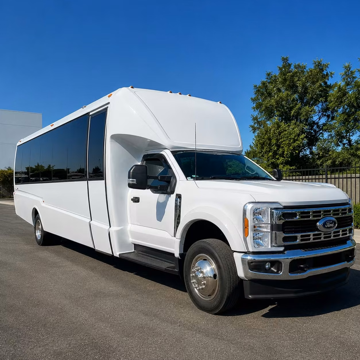 15 passenger minibus