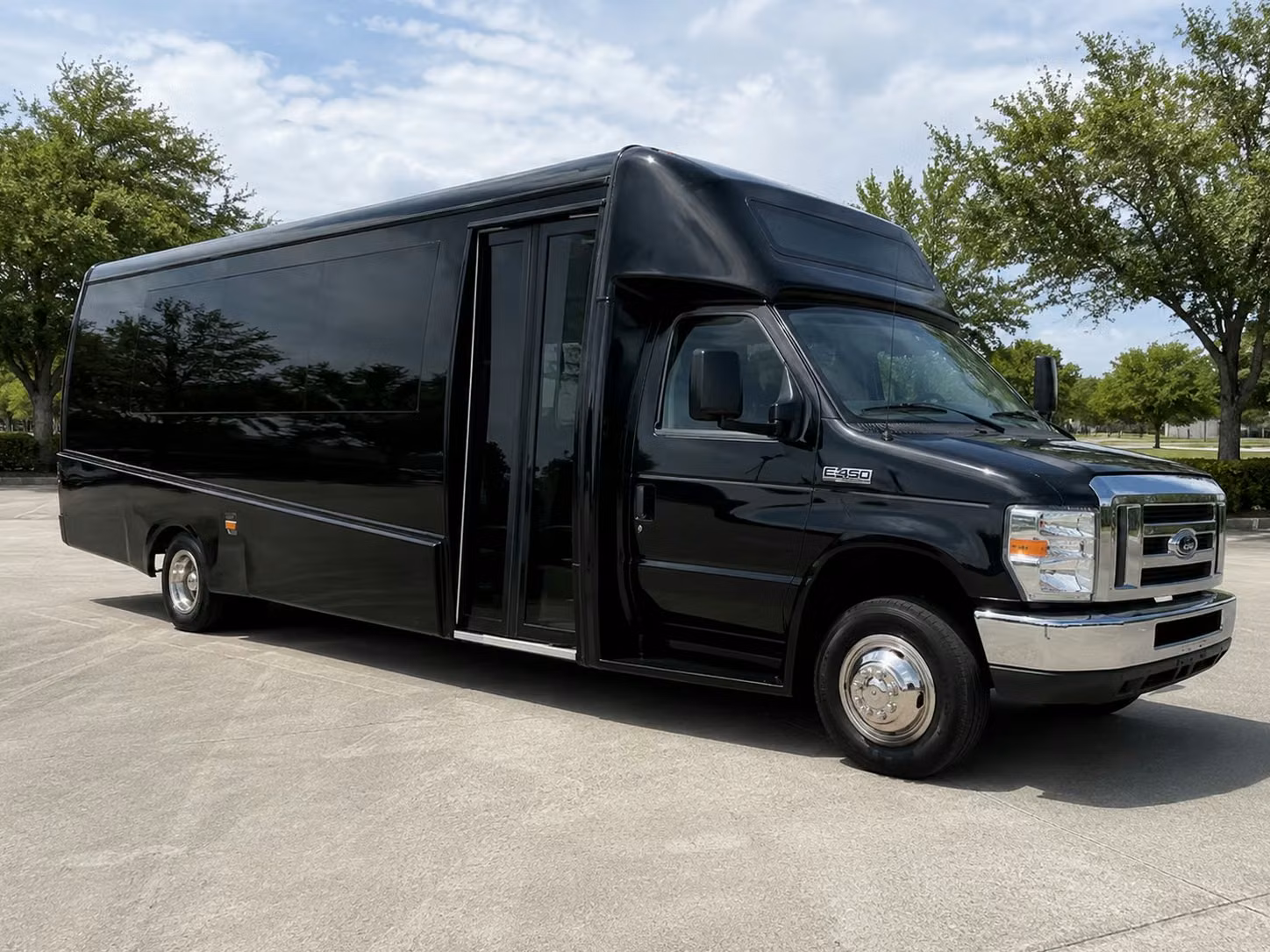 18 passenger minibus