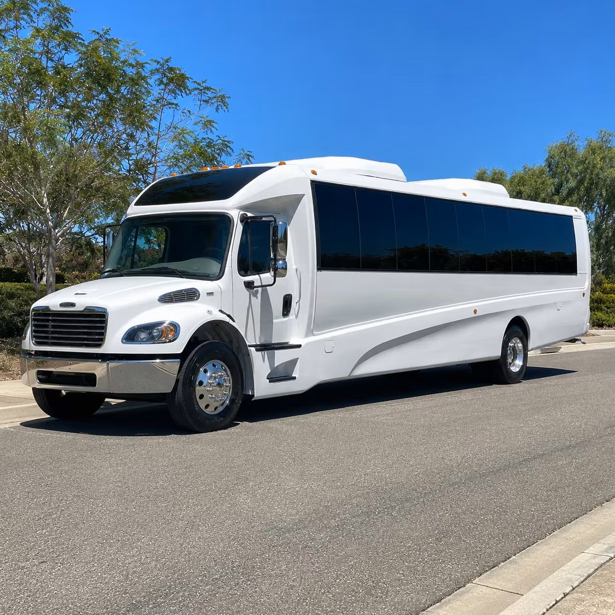 25 passenger minibus