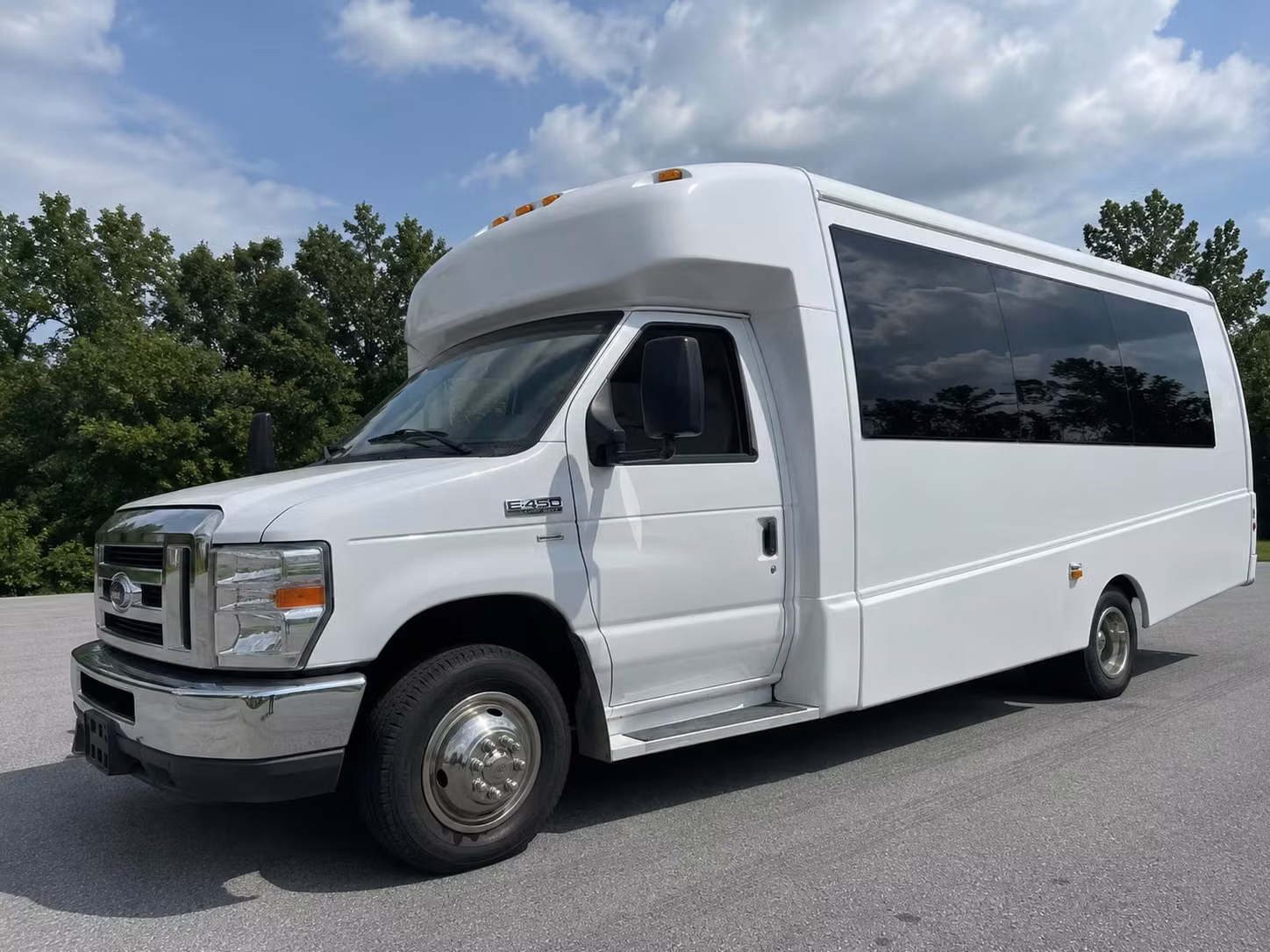 book a party bus to the greek theatre or oakland arena from pleasanton
