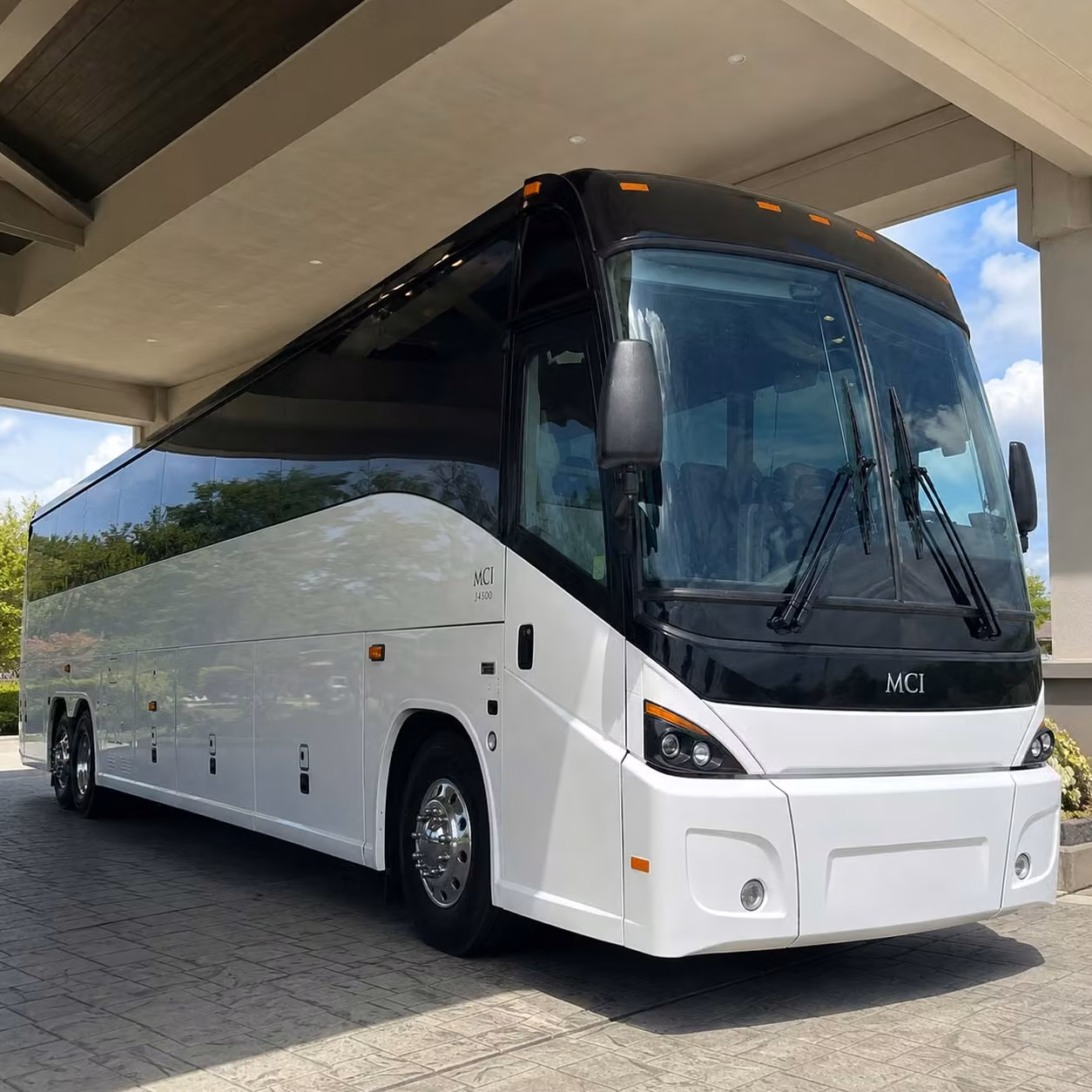charterbusrentalpleasantonca com will help you find the right bus for airport transfers and multi day corporate travel from pleasanton