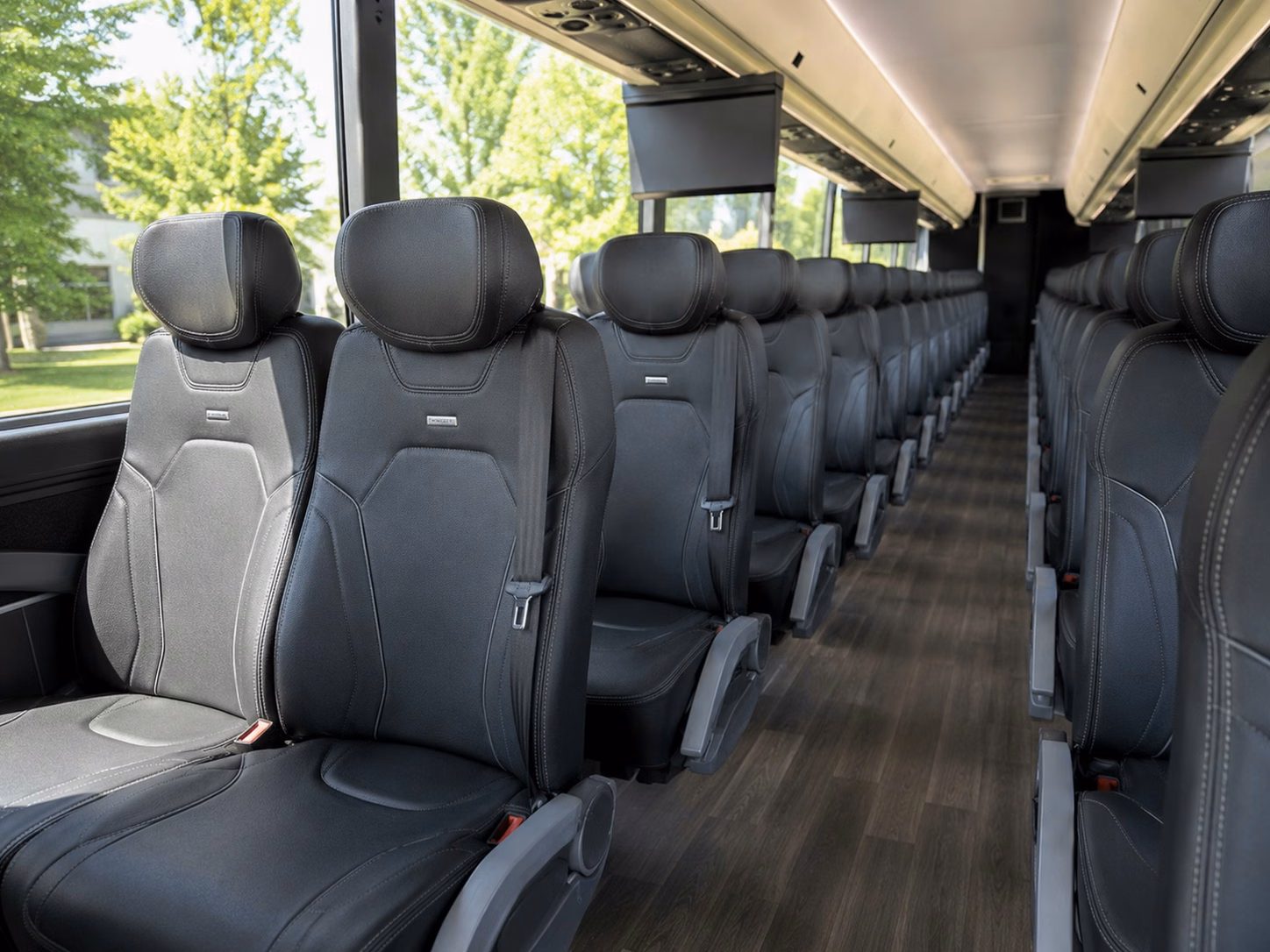 why pleasanton faith communities trust charter buses for retreats and conferences